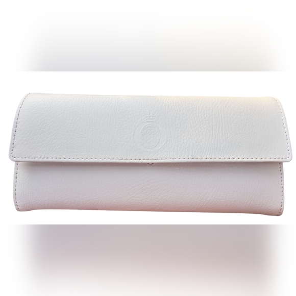 Pandora Handbags - Pandora Unforgettable Moments Cream Leather Travel Jewelry Case Clutch Wallet